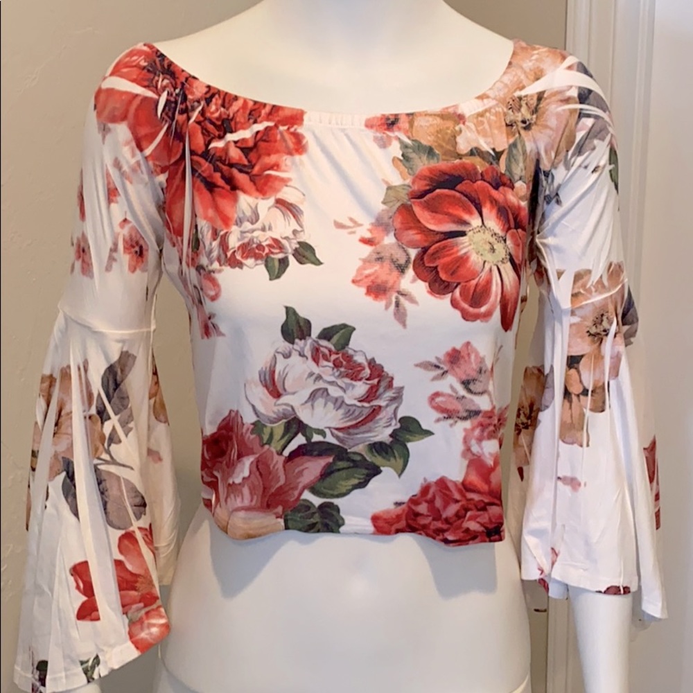 Gorgeous half blouse by Gaze 💕